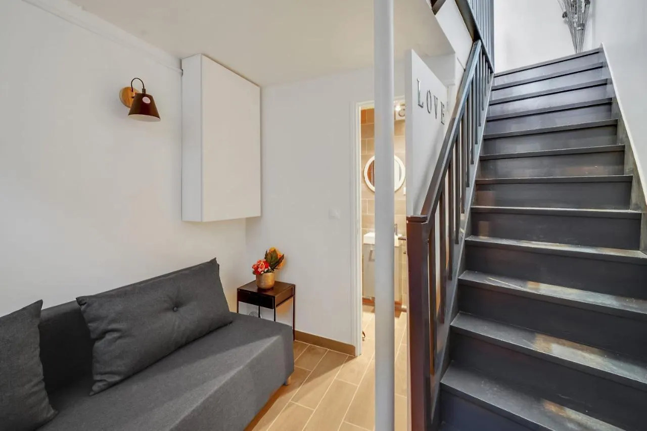 Appartement Loft In Heart Of Paris Moulin Rouge 0*,  France