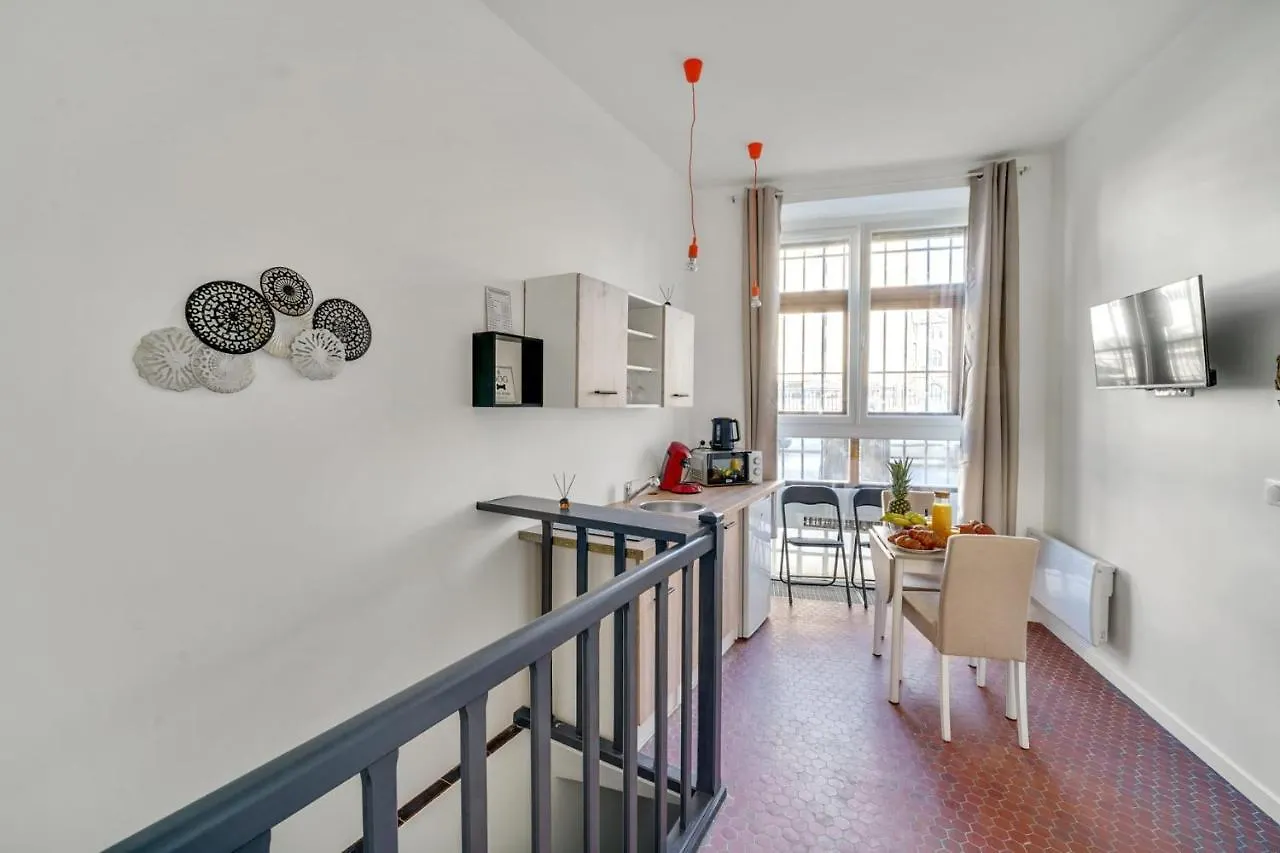 Apartamento Loft In Heart Of Paris Moulin Rouge