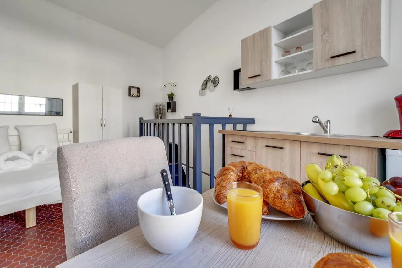 Loft In Heart Of Paris Moulin Rouge Apartment 0*,